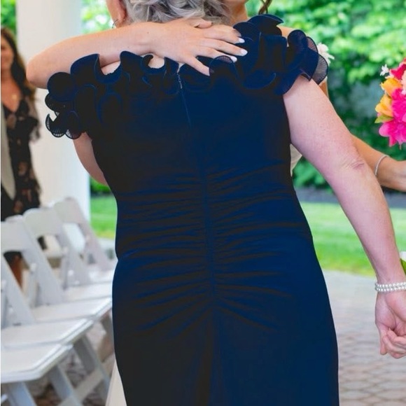 Xscape navy blue formal gown - floor length - Picture 8 of 9